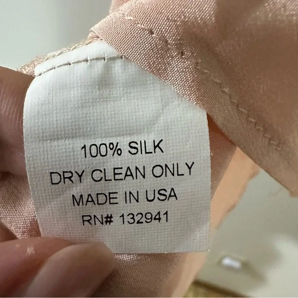 Amanda Uprichard Women's Sz L Nirvana 100% Silk Pink Off the Shoulder Top Blouse - Picture 5 of 6